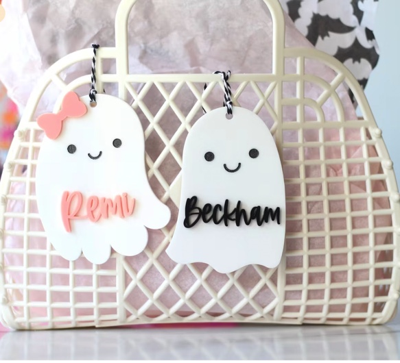 two ghost tags for a Halloween gifts for teachers 
