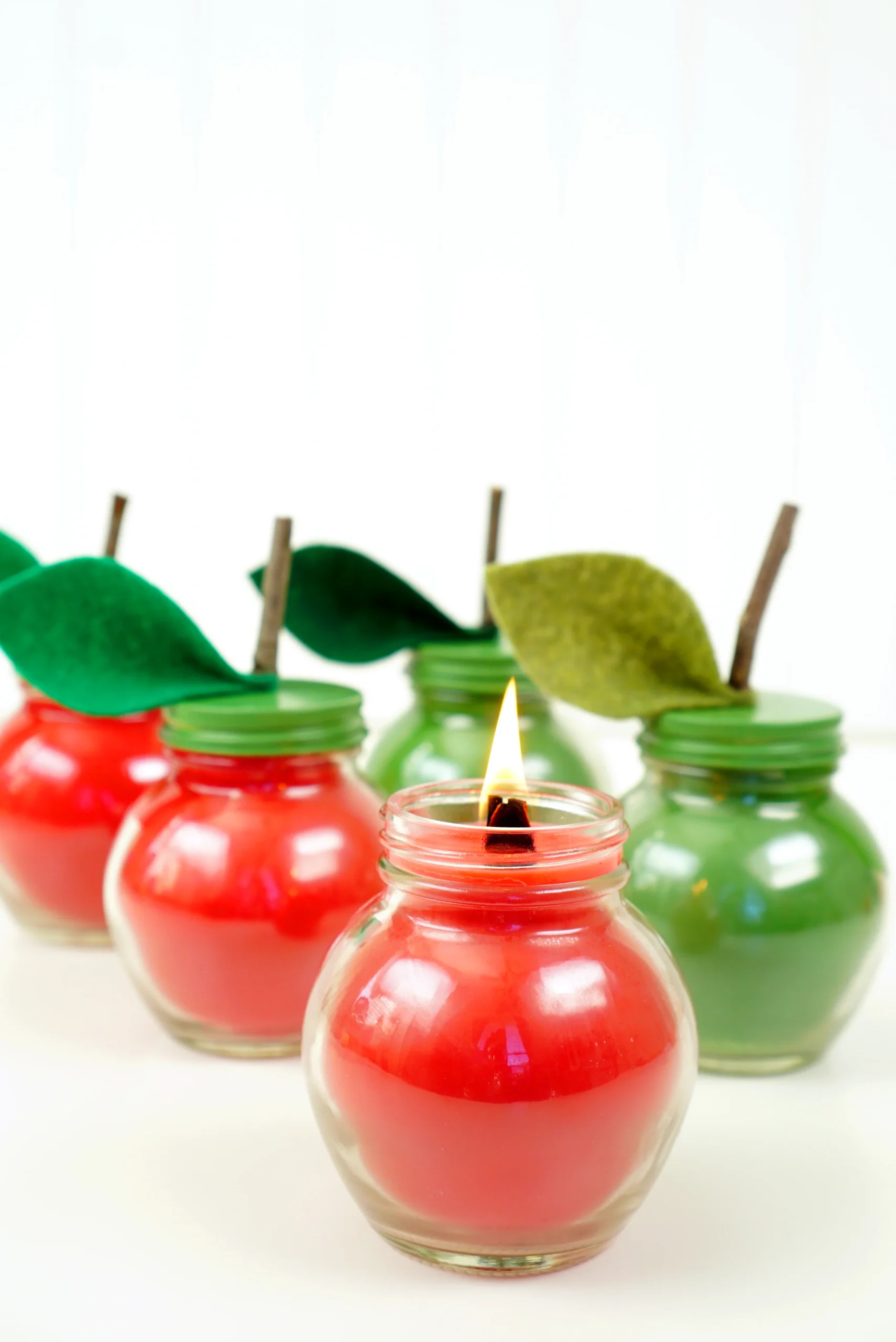 Apple spice candles