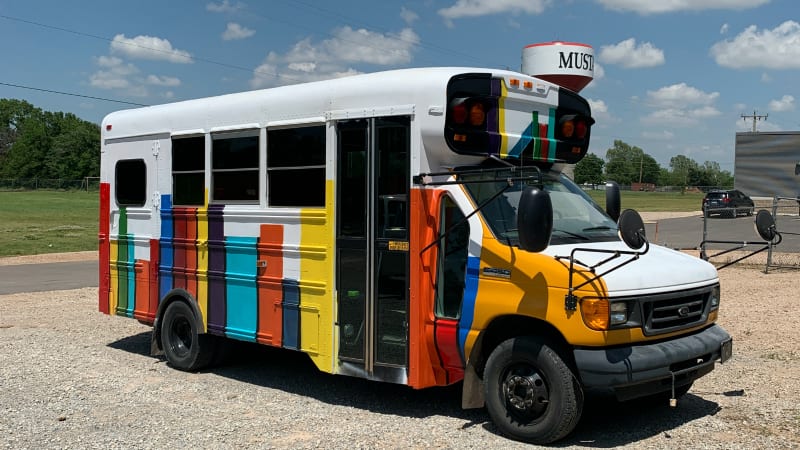 Oklahoma Book Bus Brings Reading to Kids Over the Summer