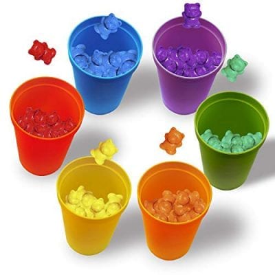 Colored cups with corresponding colored small bears.