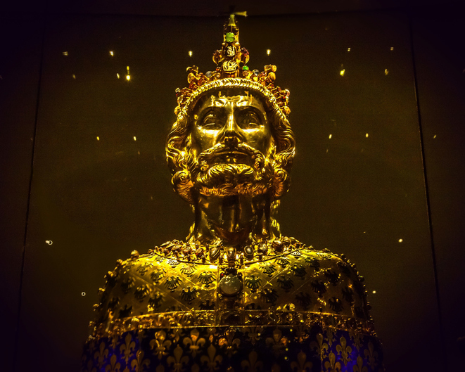 65 Great Leaders of the World Everyone Should Know The 14th century golden Karlsbueste / Charlemagne Bust in Aachen Cathedral Treasury