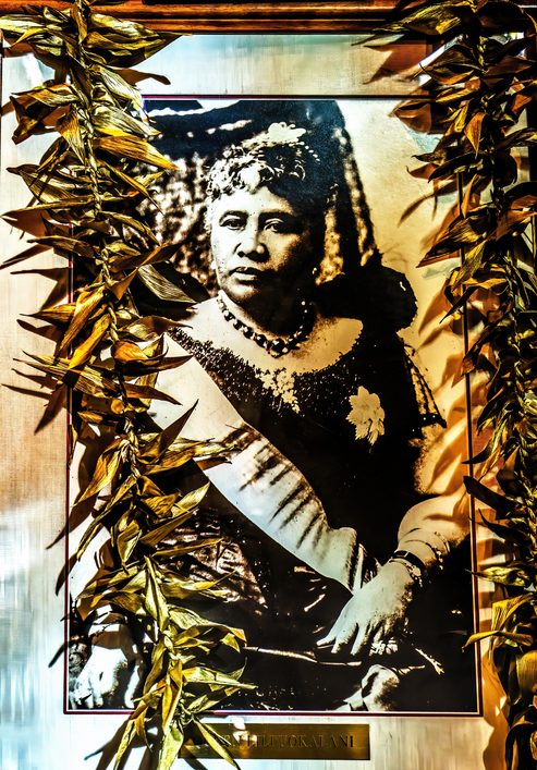 65 Great Leaders of the World Everyone Should Know Queen Liliuokalani photograph St Andrew Cathedral Episcopal Church Honolulu Oahu Hawaii. Official photo from 1891 coronation of Liliuokalani. In 1850s royalty's friend Queen Victoria helped construct the church in 1902.