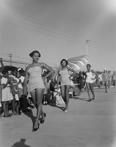 Photo of Black women from the Smithsonian collection