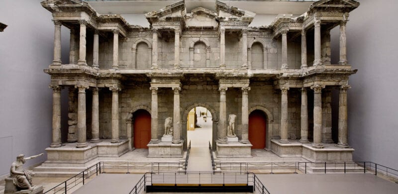 Pergamonmuseum exhibit