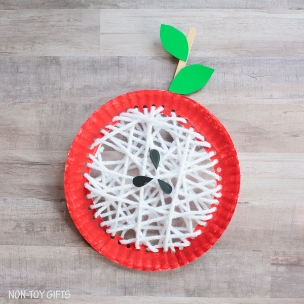 Back To School Paper Plate Apple Bag Craft - Kids Craft Room