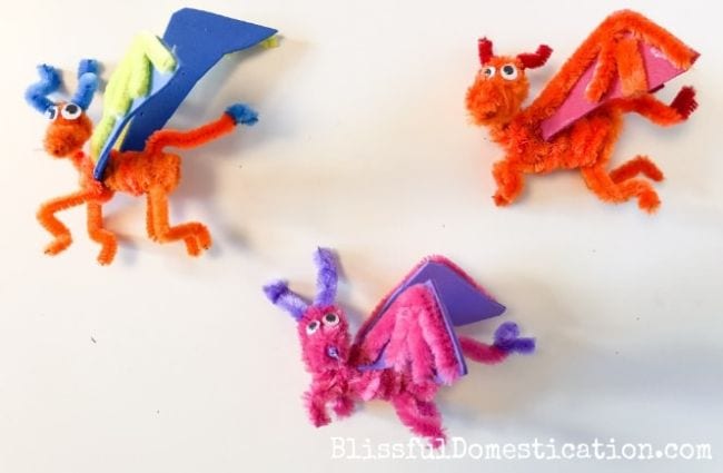 54 Cute & Colorful Pipe Cleaner Crafts - Teaching Expertise