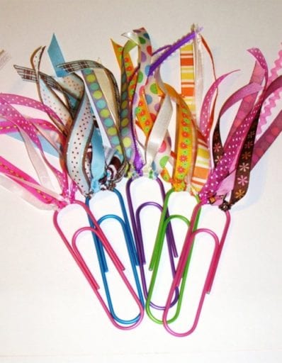 24 Adorable DIY Bookmarks for Students - WeAreTeachers