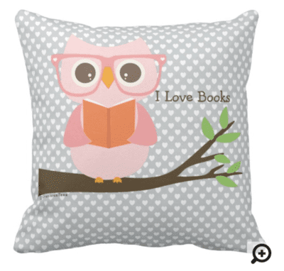 Pillow with owl wearing glasses saying I love books