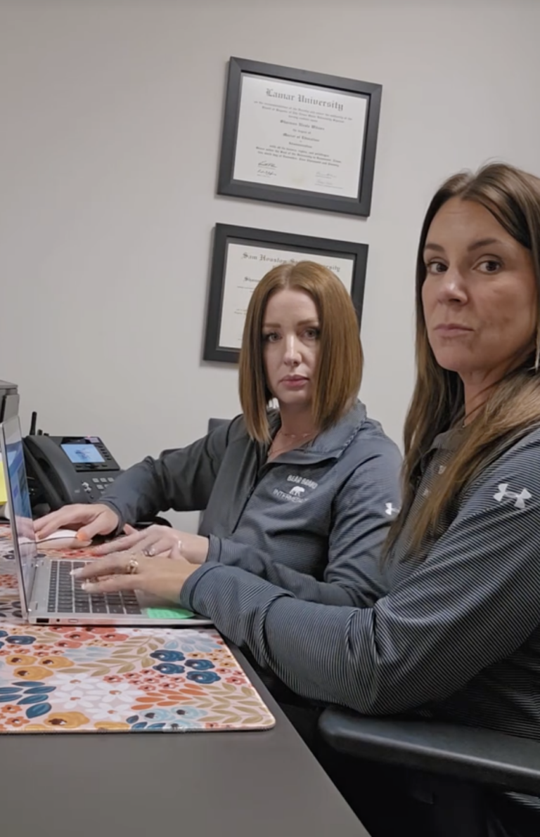 These Hilarious Teacher BFFs Turn Everything Into a Two-Person Job