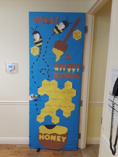 what a sweet bunch honey bee themed classroom door