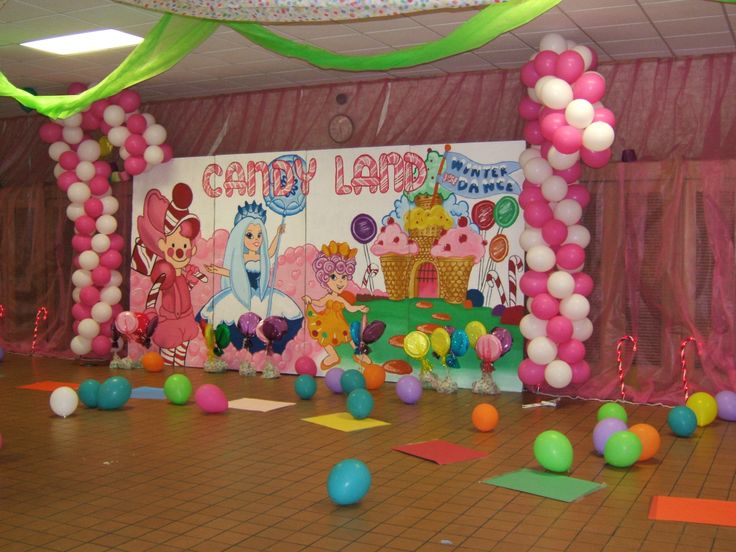 Candyland decorations in venue