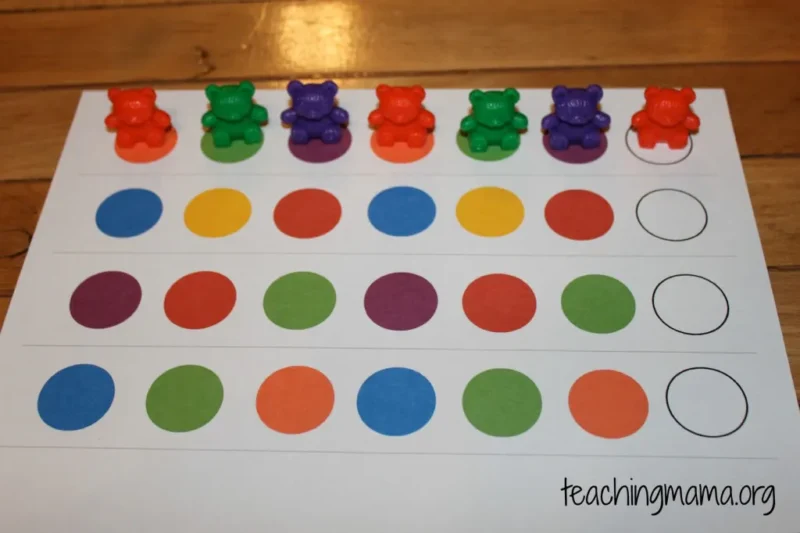 counting bears and pattern sheet for a preschool activity