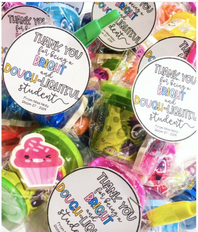 Cellophane gift bags with mini tubs of Play-doh inside