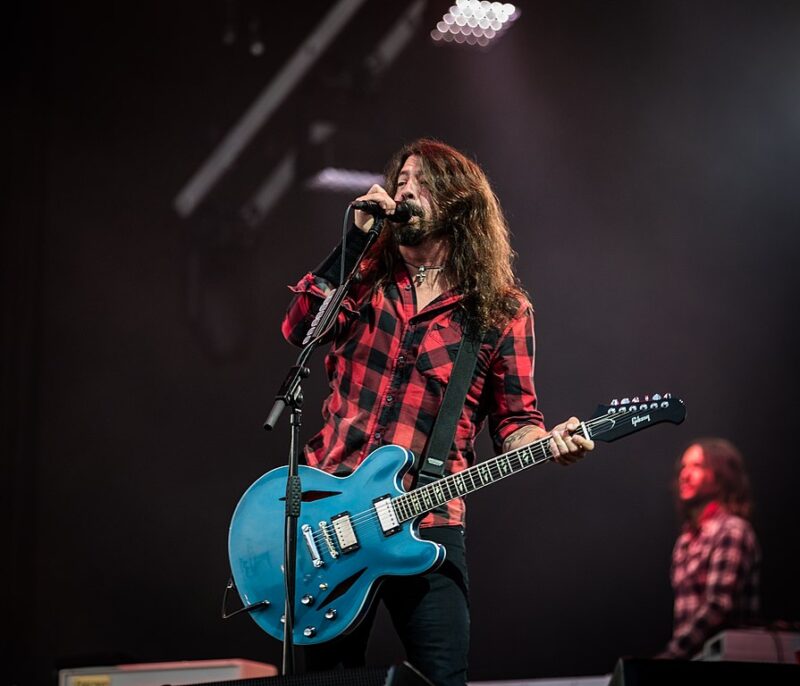 Famous people with ADHD, Dave Grohl frontman for Foo Fighters and drummer for Nirvana