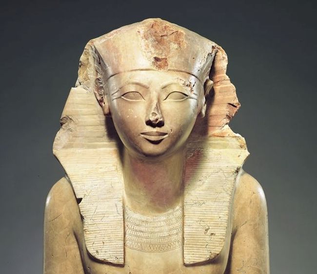Statue of Pharoah Hatshepsut (Famous World Leaders)