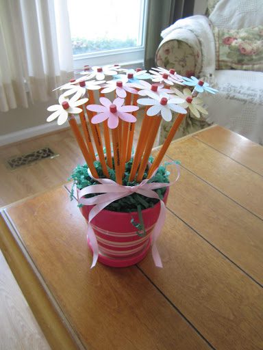 Bouquet made out of pencils