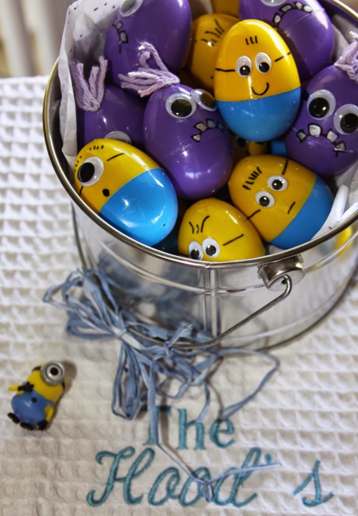 plastic egg activity making minion and gru eggs 