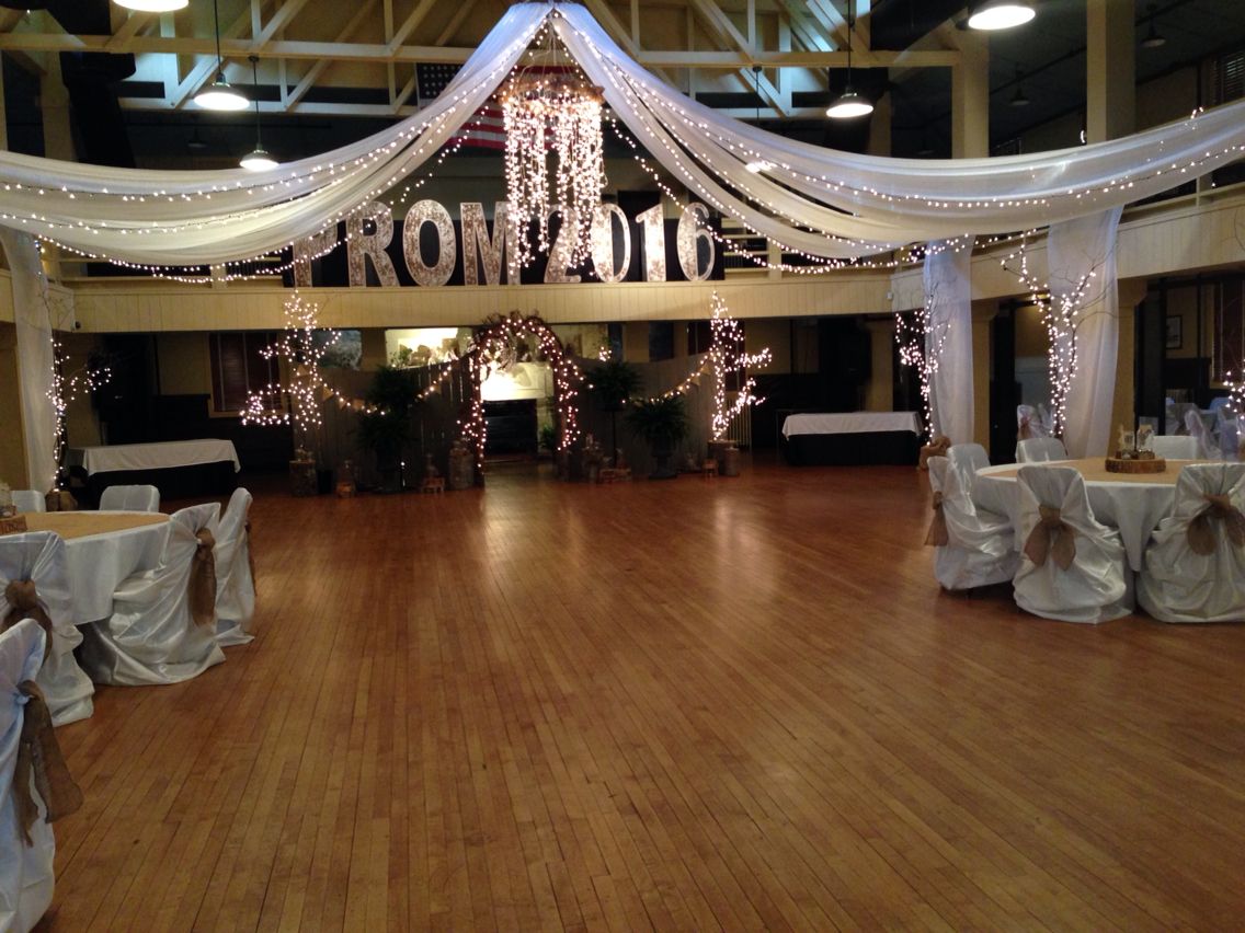 Rustic themed prom