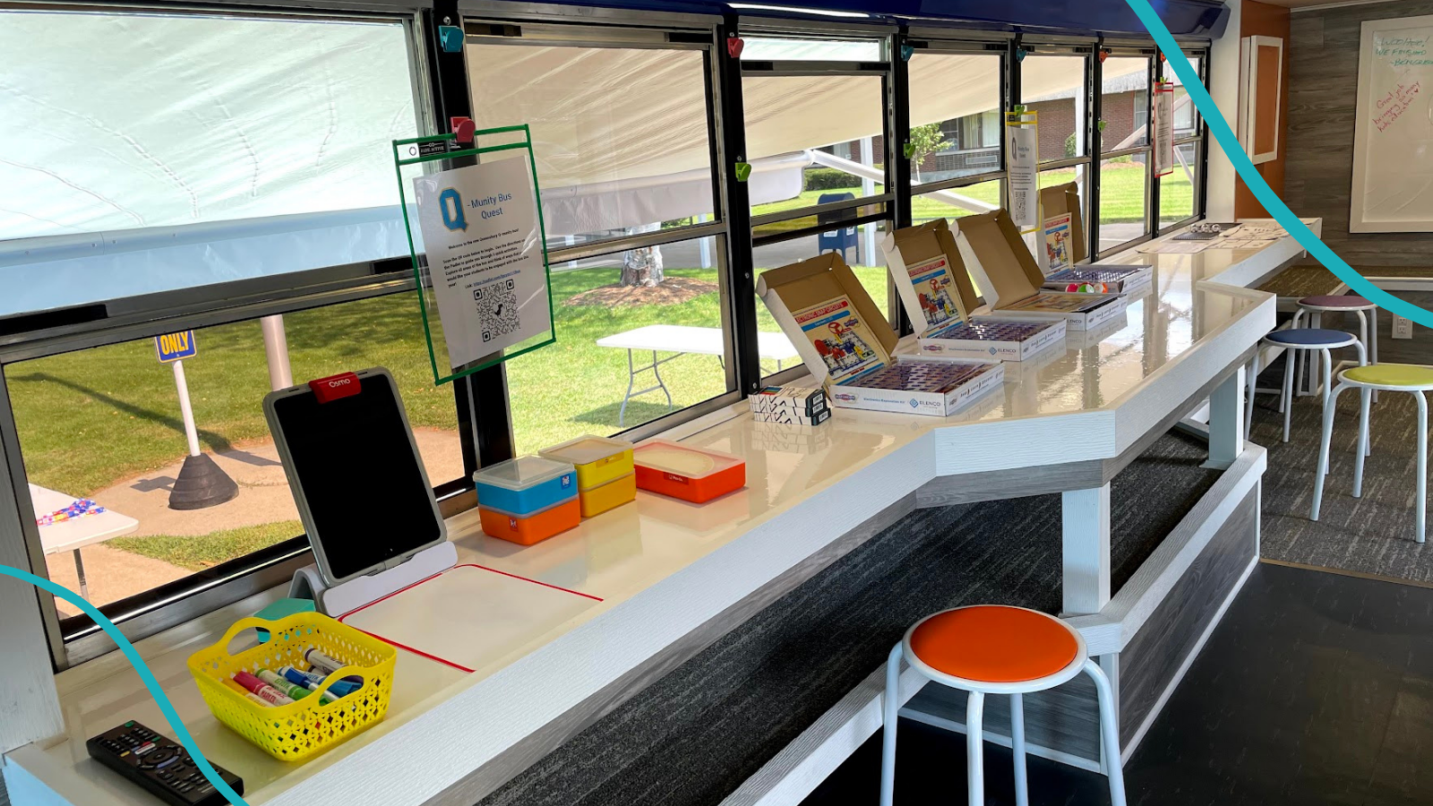 Take a look at this stem studio in a bus