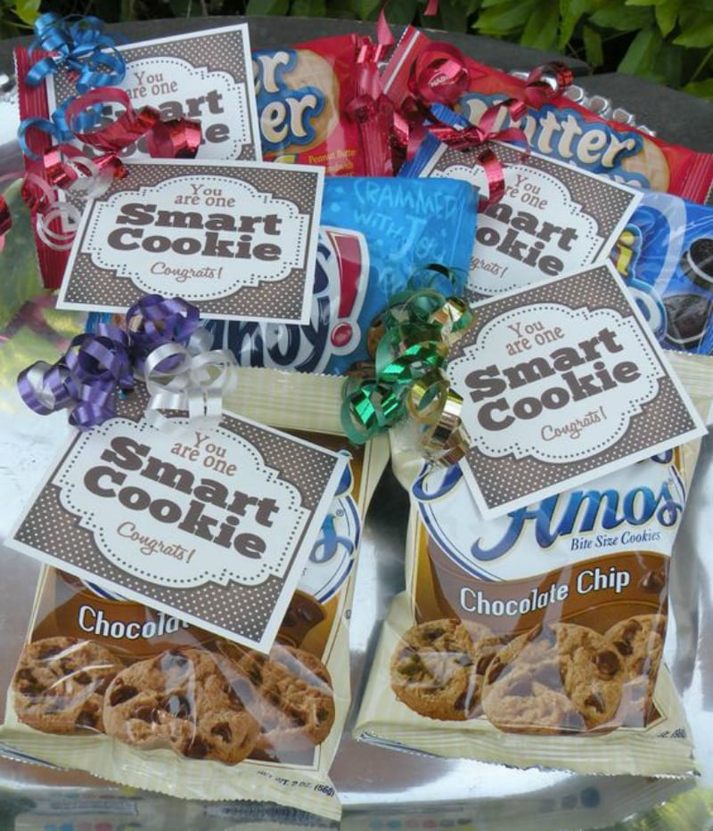 Cookie pack with you are one smart cookie note as a student gift