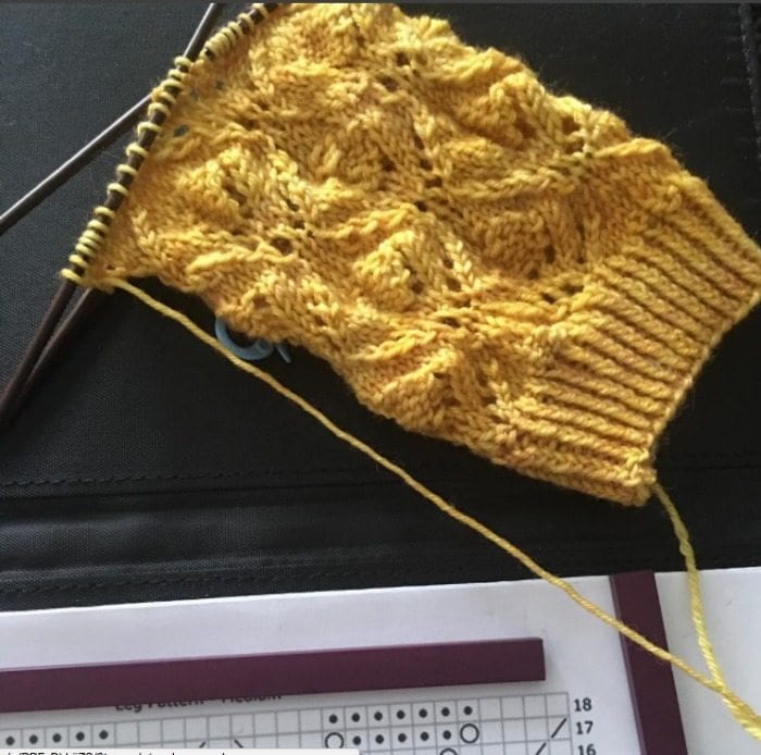 teachersnowday_knitting