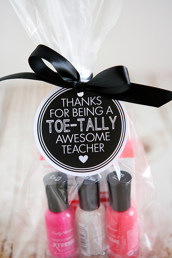 Bag with nail polish inside- DIY Teacher Gifts