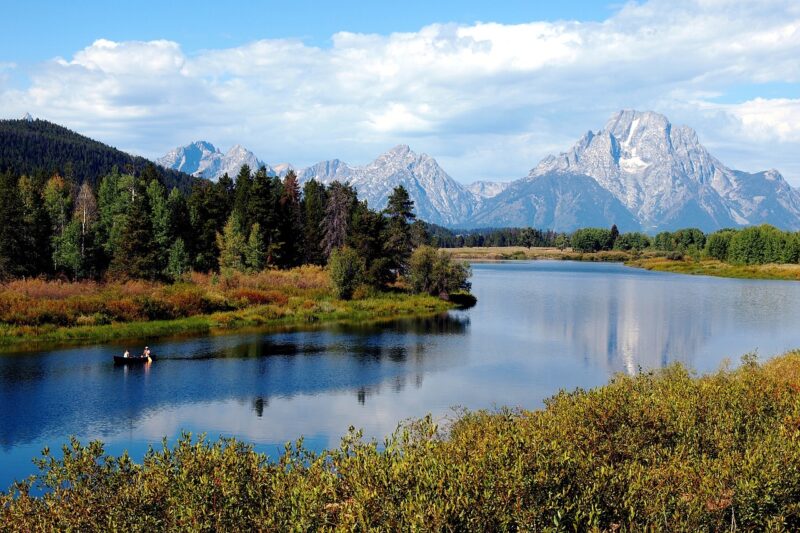 mountain scene in wyoming